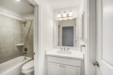 5923 Quiet Point Lane Sugar Land TX 77479