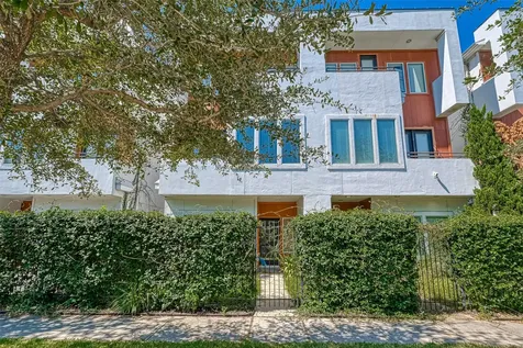 2748 Clay Street Houston TX 77003