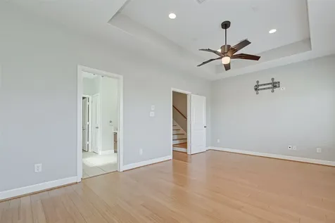 2748 Clay Street Houston TX 77003