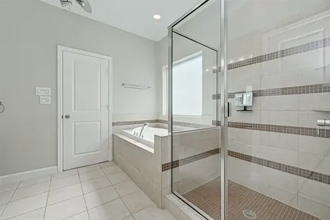 2748 Clay Street Houston TX 77003