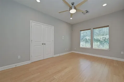 2748 Clay Street Houston TX 77003