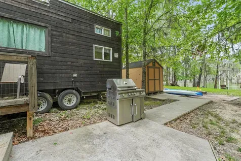 317 Ferguson Drive Cleveland TX 77327