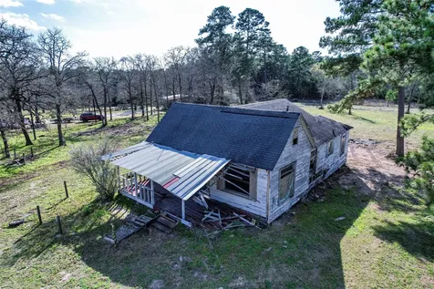 6445 N Hill Road Navasota TX 77868