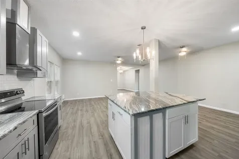 182 Yaupon Creek Onalaska TX 77360
