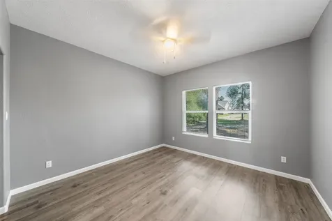 182 Yaupon Creek Onalaska TX 77360