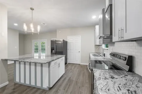 182 Yaupon Creek Onalaska TX 77360
