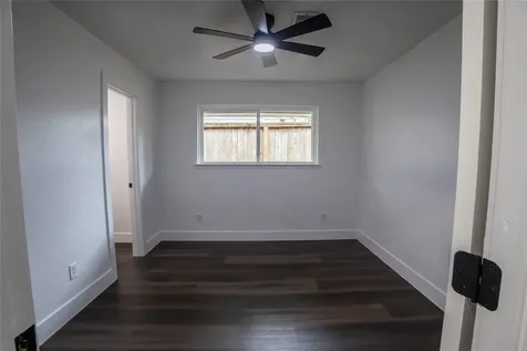 5446 Loch Lomond Drive Houston TX 77096