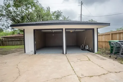 5446 Loch Lomond Drive Houston TX 77096