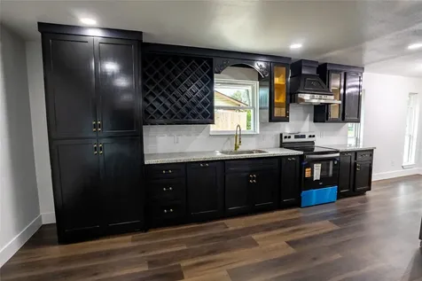 5446 Loch Lomond Drive Houston TX 77096