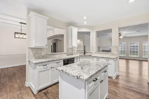 8227 Shady Grove Street Baytown TX 77523