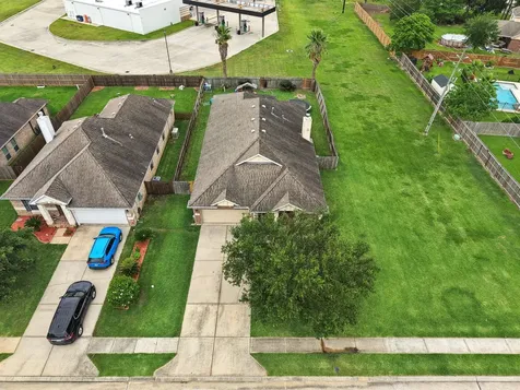 8227 Shady Grove Street Baytown TX 77523