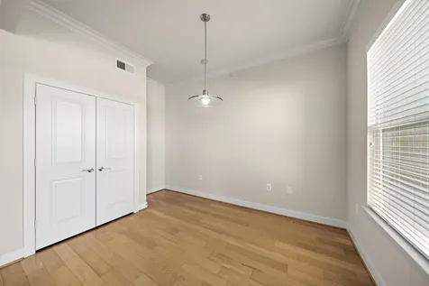 1010 Rosine Street 407 Houston TX 77019