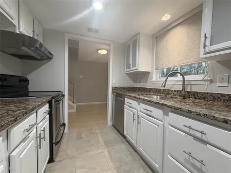 1801 Stoney Brook Drive 106 Houston TX 77063
