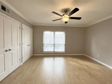 1801 Stoney Brook Drive 106 Houston TX 77063