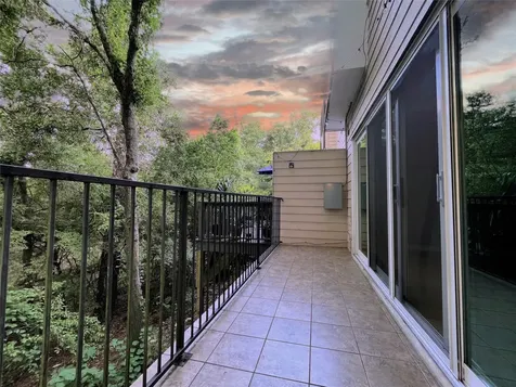 1801 Stoney Brook Drive 106 Houston TX 77063