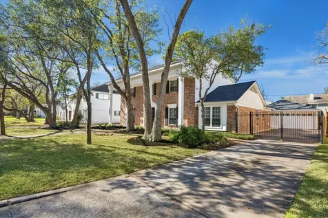 727 Langwood Drive Houston TX 77079