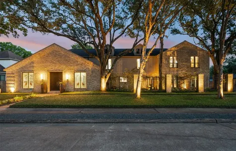 16310 Brook Forest Drive Houston TX 77059