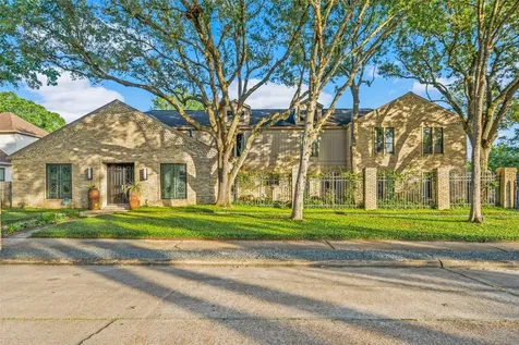 16310 Brook Forest Drive Houston TX 77059