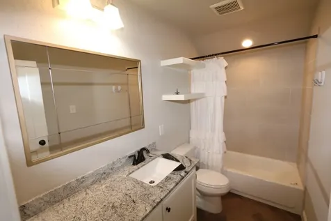 150 Harbour Town Circle Montgomery TX 77356