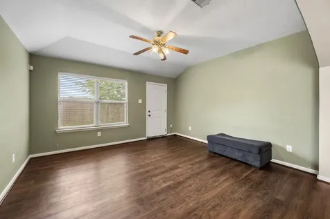 1023 Hampton Villa Lane Houston TX 77047