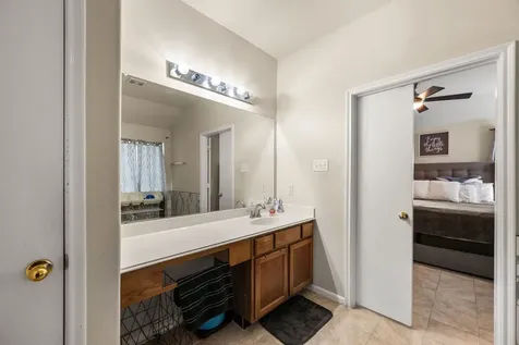 1023 Hampton Villa Lane Houston TX 77047