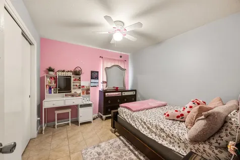 1023 Hampton Villa Lane Houston TX 77047