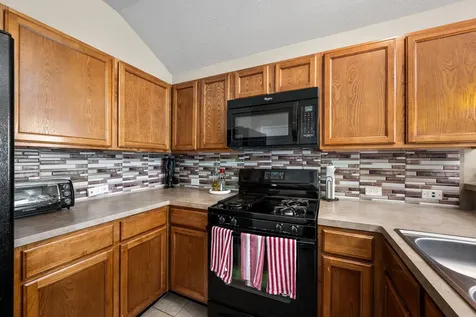 1023 Hampton Villa Lane Houston TX 77047