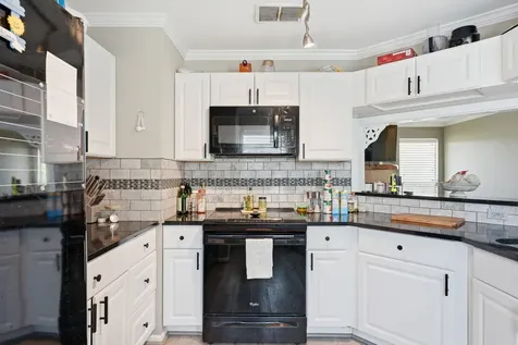 302 Saint Andrews Street 202f Rockport TX 78382