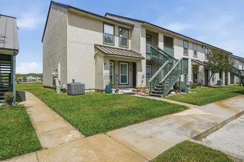 302 Saint Andrews Street 202f Rockport TX 78382