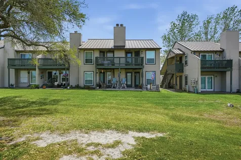 302 Saint Andrews Street 202f Rockport TX 78382
