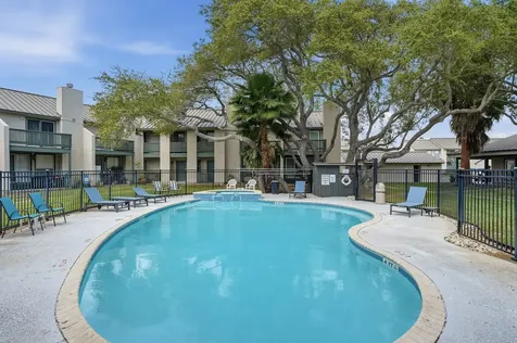 302 Saint Andrews Street 202f Rockport TX 78382