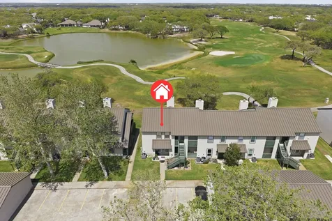 302 Saint Andrews Street 202f Rockport TX 78382