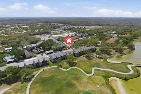 302 Saint Andrews Street 202f Rockport TX 78382