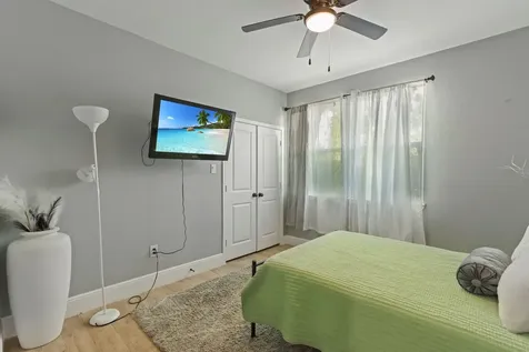 5607 Bacher Street B Houston TX 77028