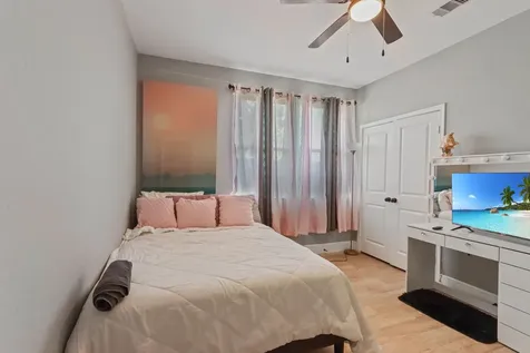 5607 Bacher Street B Houston TX 77028