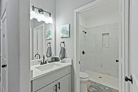 5607 Bacher Street B Houston TX 77028