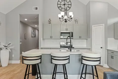 5607 Bacher Street B Houston TX 77028