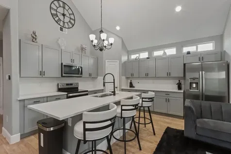 5607 Bacher Street B Houston TX 77028