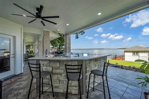 16314 Hunters Circle Montgomery TX 77356
