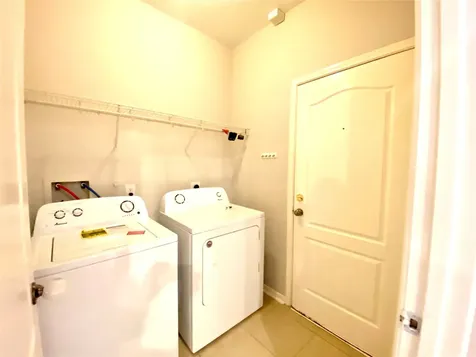 5615 Brookhollow Oaks Trail Houston TX 77084