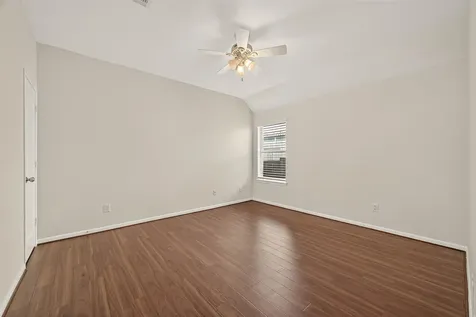 1608 Spring Glen Lane Pearland TX 77581