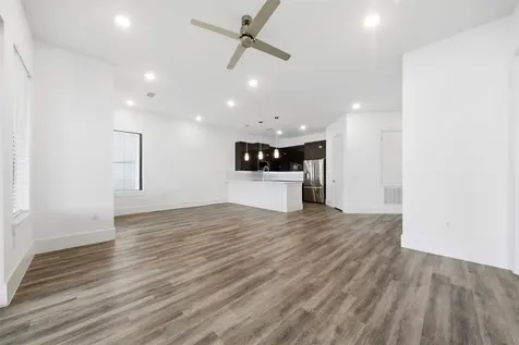 199 Waterpoint Court 106 Conroe TX 77356
