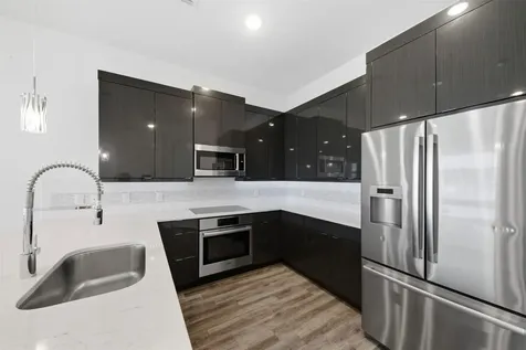 199 Waterpoint Court 106 Conroe TX 77356