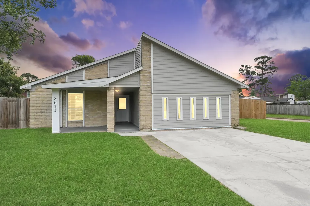 8622 Valley Meadow Drive Houston TX 77078