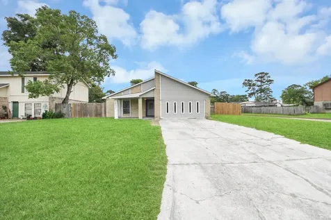 8622 Valley Meadow Drive Houston TX 77078