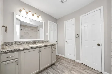 8622 Valley Meadow Drive Houston TX 77078