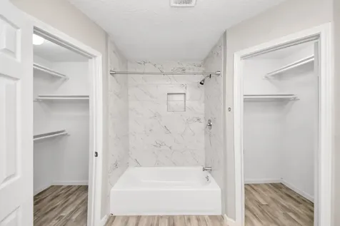 8622 Valley Meadow Drive Houston TX 77078