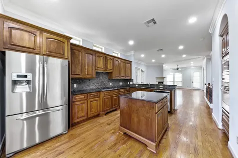 3319 Bingham Manor Lane Houston TX 77056