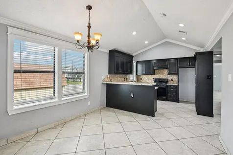 1409 Fairbanks Street Houston TX 77009
