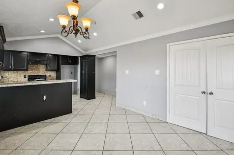 1409 Fairbanks Street Houston TX 77009